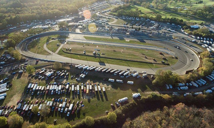 Reservations – Thompson Speedway